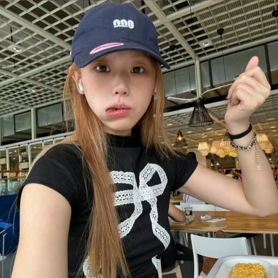 沙漠中的少年